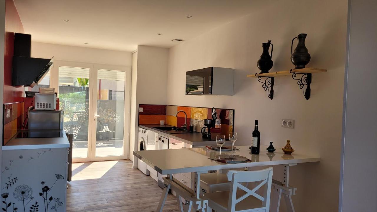 Gite Du Soleil Maison Lumineuse Avec Terrasse Solarium Parking Prive Sorède Exterior foto